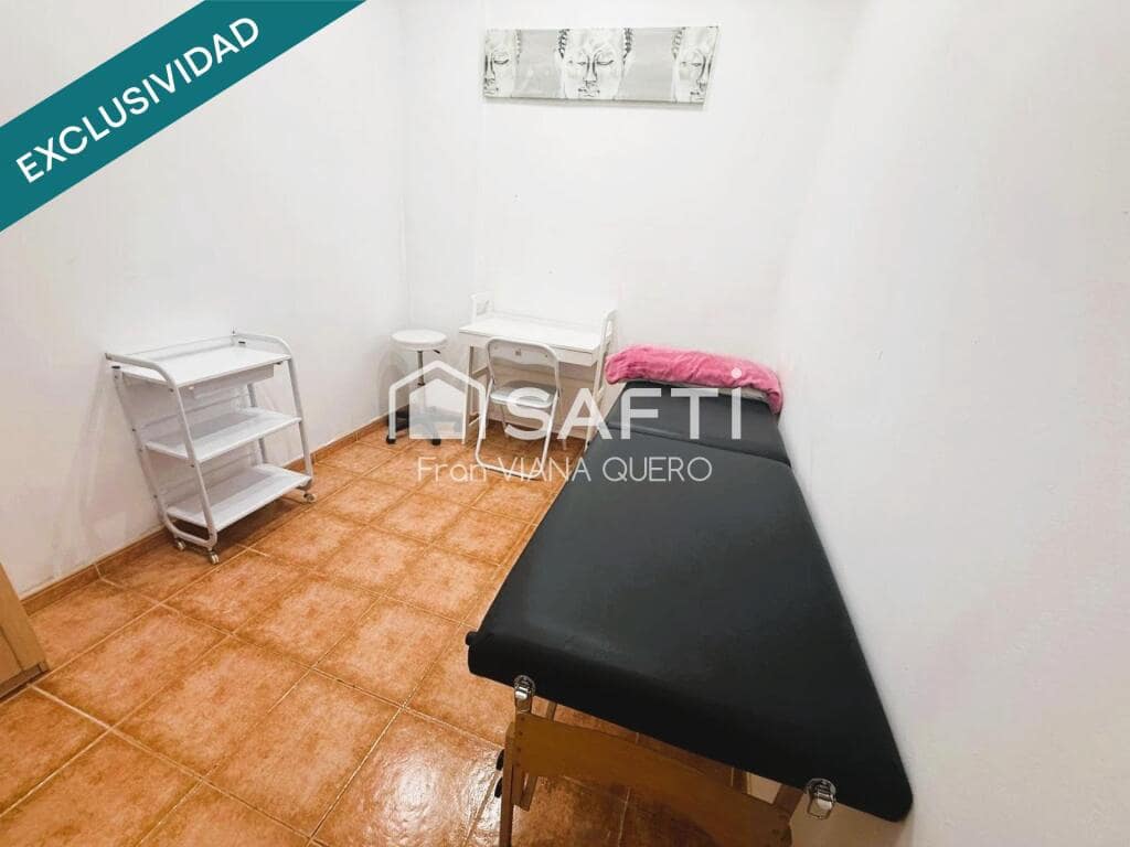 Kommersiell til salgs i Blanes - € 54 000 (Ref: 9378934)