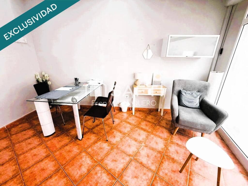 Kommersiell til salgs i Blanes - € 54 000 (Ref: 9378934)