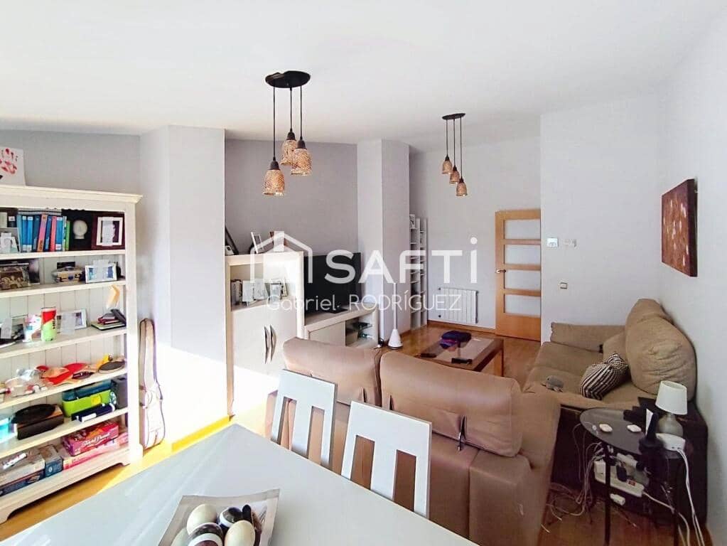 4 sovrum Lägenhet till salu i Badajoz stad - 295 000 € (Ref: 9382565)