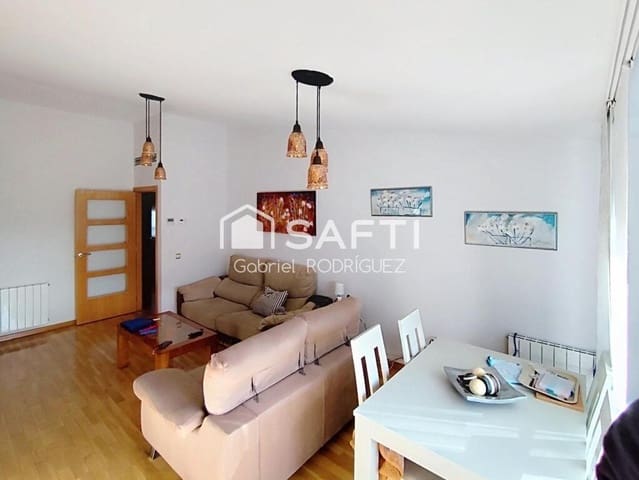 4 sovrum Lägenhet till salu i Casco Antiguo, Badajoz stad - 295 000 € (Ref: 9382565)