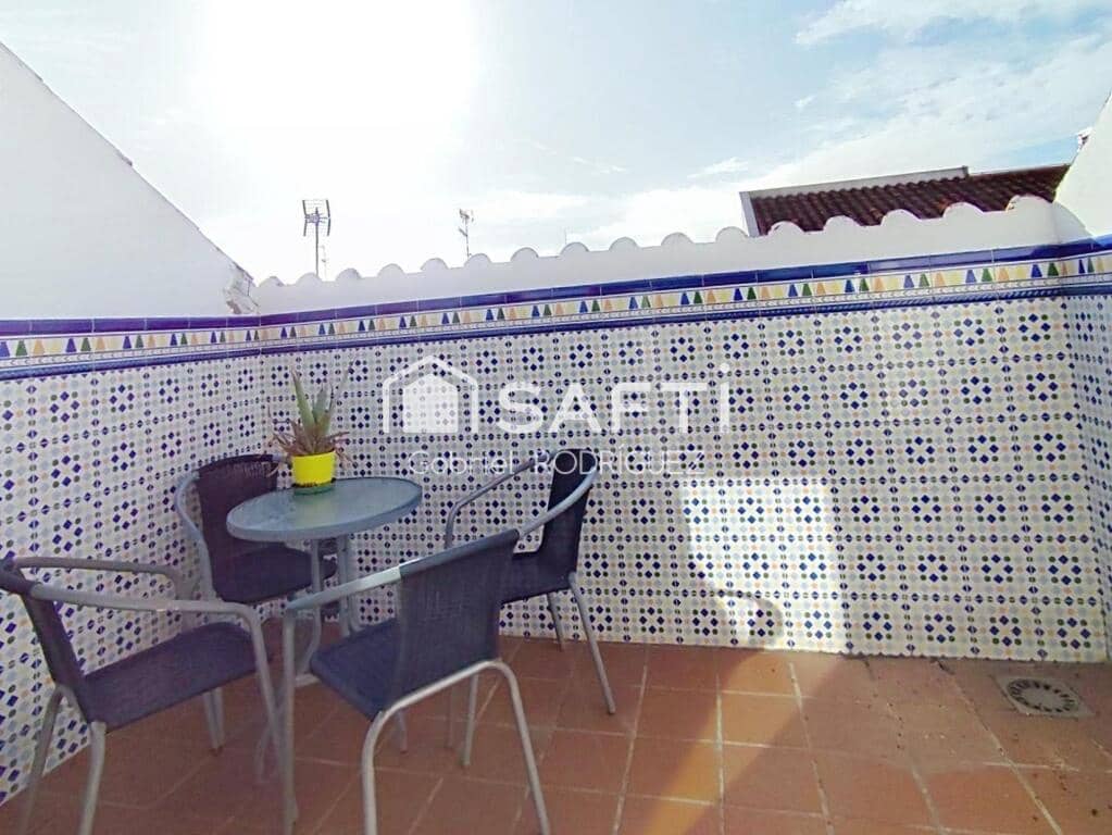 4 sovrum Lägenhet till salu i Badajoz stad - 295 000 € (Ref: 9382565)