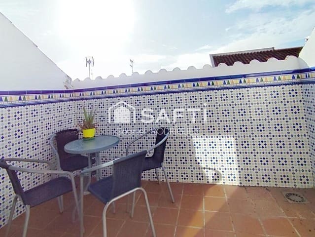 4 sovrum Lägenhet till salu i Casco Antiguo, Badajoz stad - 295 000 € (Ref: 9382565)