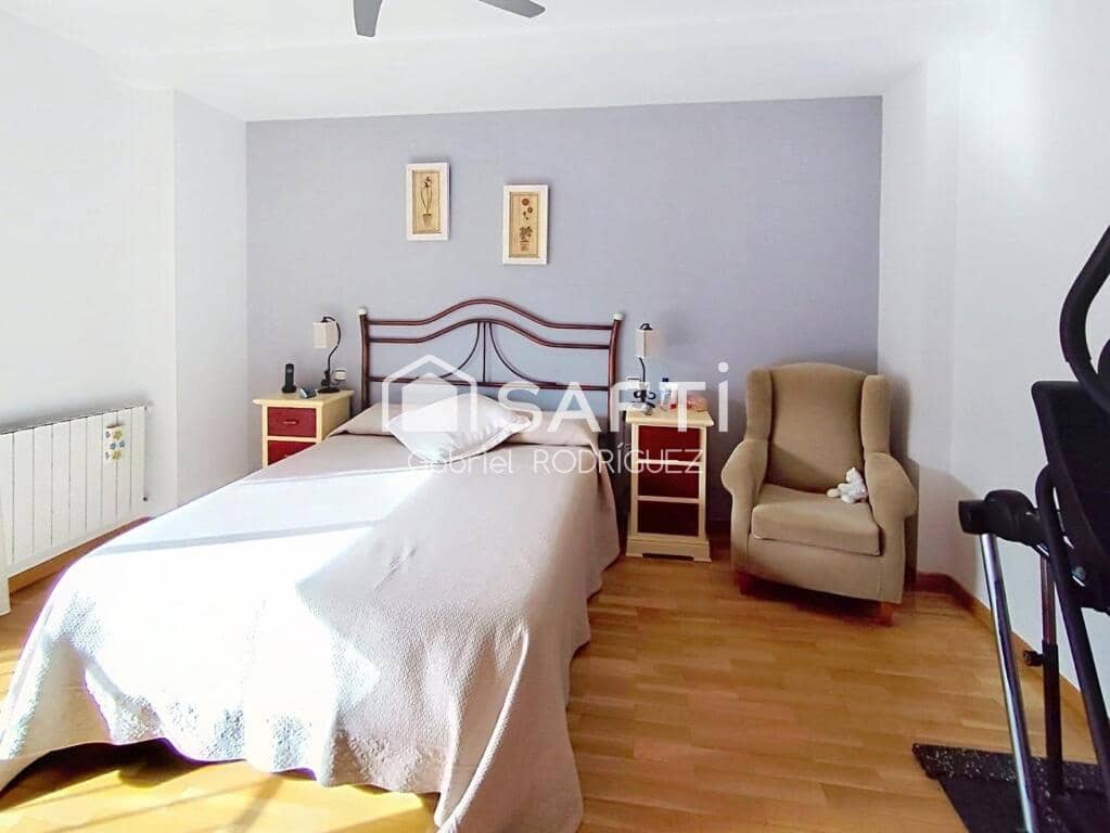 4 sovrum Lägenhet till salu i Badajoz stad - 295 000 € (Ref: 9382565)