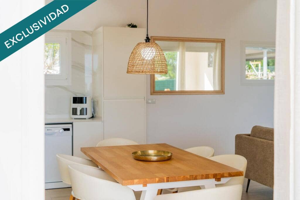 4 soveværelse Villa til salg i Lliria med swimmingpool garage - € 630.000 (Ref: 9382566)