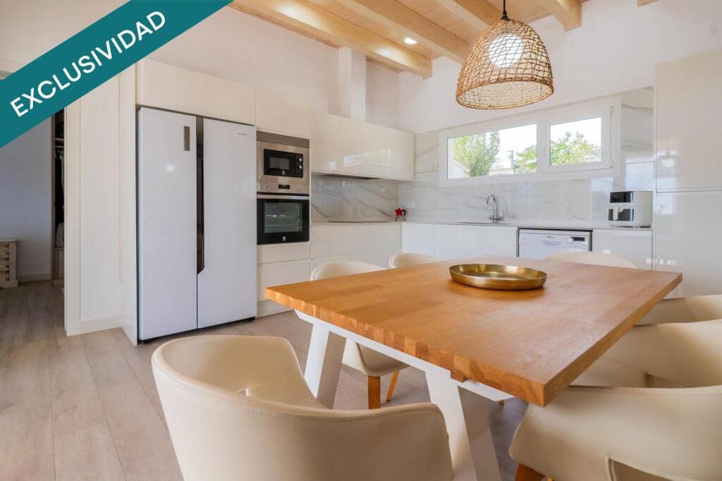 4 soveværelse Villa til salg i Lliria med swimmingpool garage - € 630.000 (Ref: 9382566)