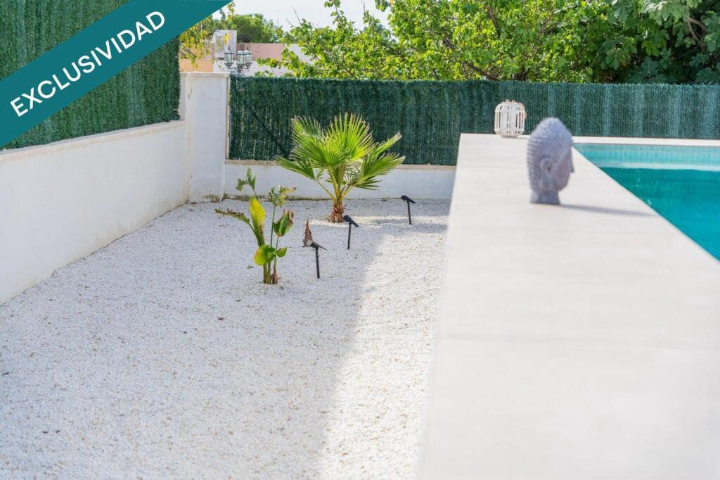 4 soveværelse Villa til salg i Lliria med swimmingpool garage - € 630.000 (Ref: 9382566)