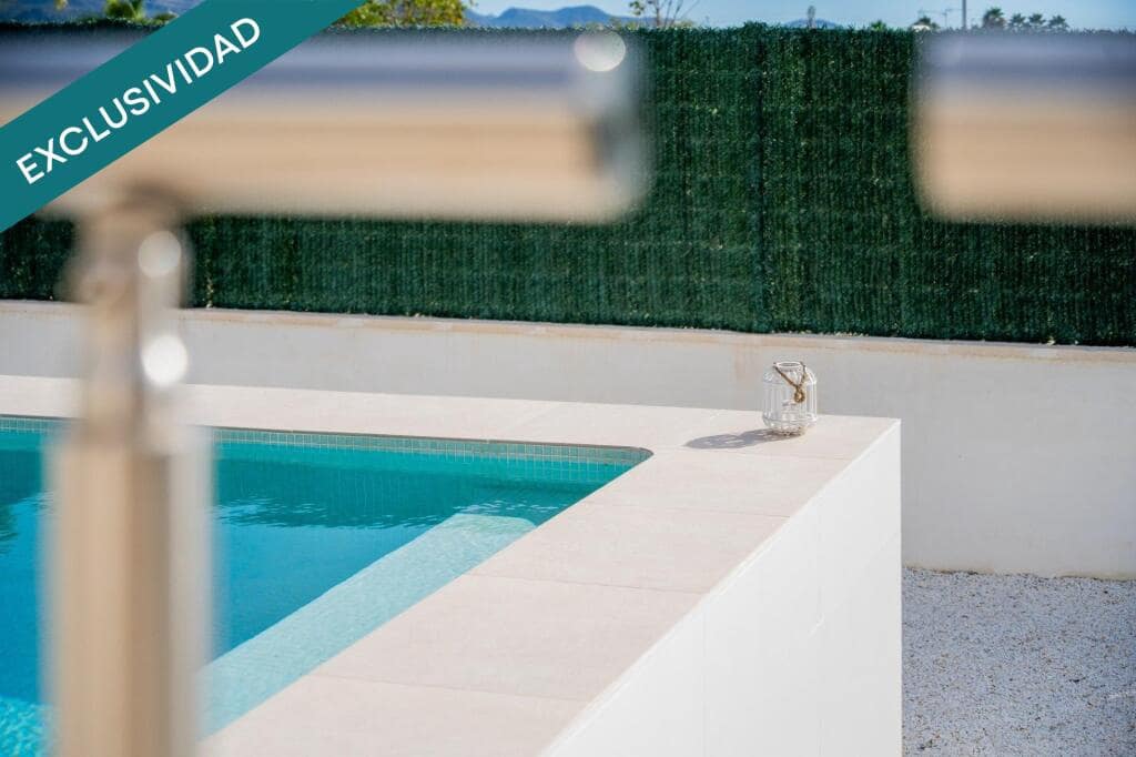 4 soveværelse Villa til salg i Lliria med swimmingpool garage - € 630.000 (Ref: 9382566)