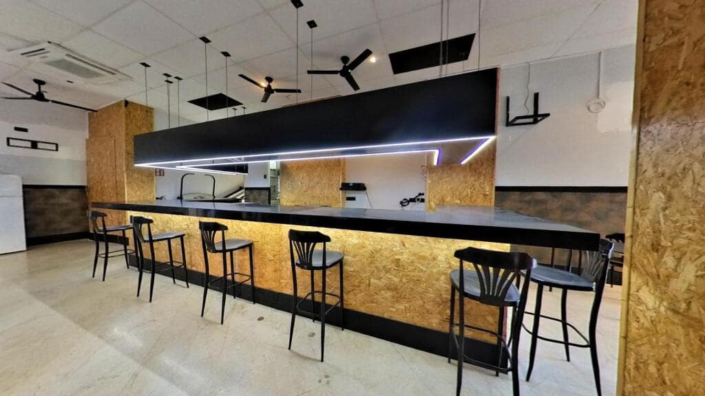 Erhverv til salg i Elda - € 110.000 (Ref: 9382567)