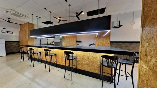 Komercyjne na sprzedaż w Elda - 110 000 € (Ref: 9382567)