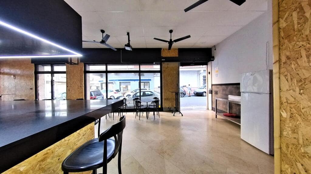 Erhverv til salg i Elda - € 110.000 (Ref: 9382567)