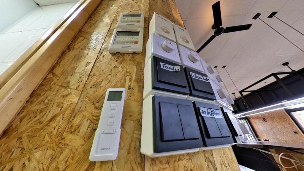 Erhverv til salg i Elda - € 110.000 (Ref: 9382567)