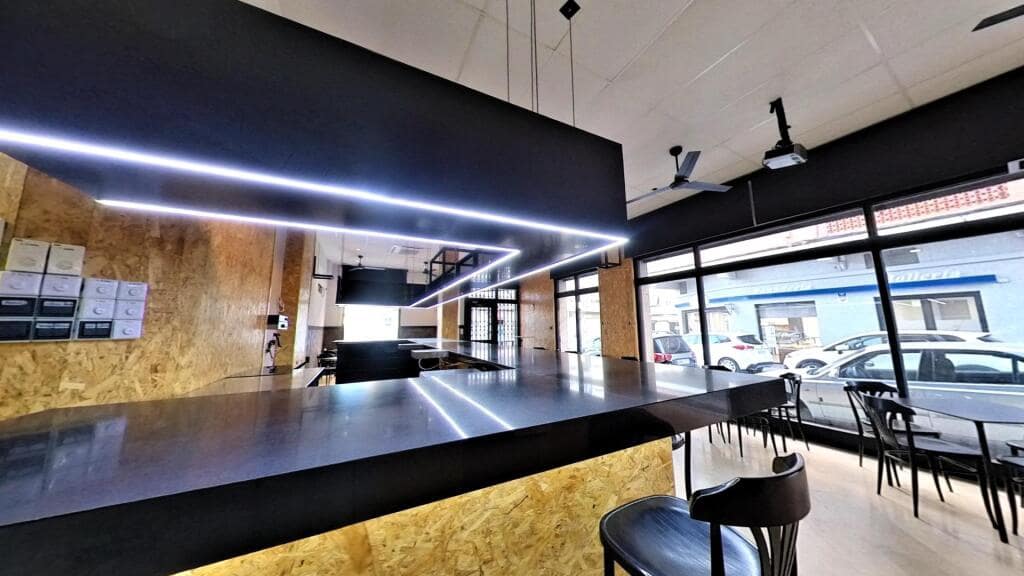 Erhverv til salg i Elda - € 110.000 (Ref: 9382567)