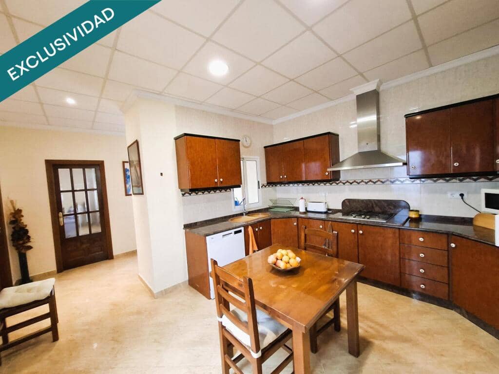 4 soverom Rekkehus til salgs i Llutxent med garasje - € 199 000 (Ref: 9385420)