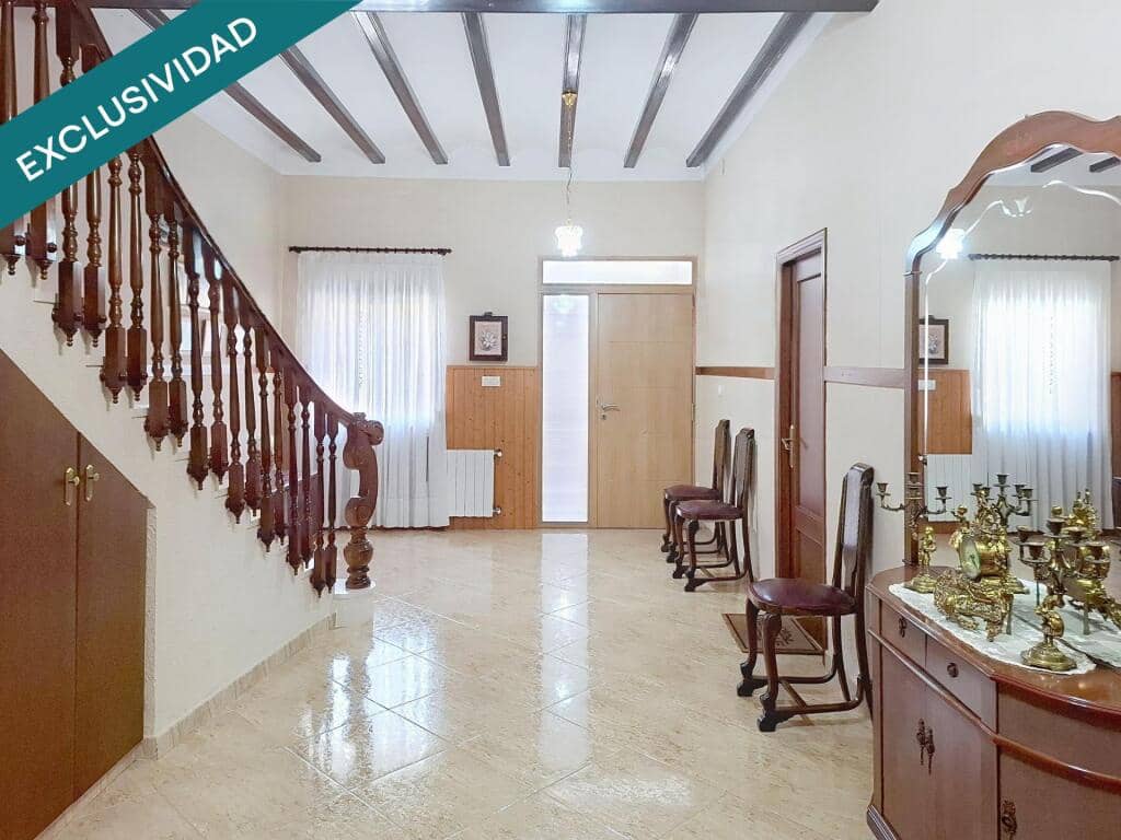 4 soverom Rekkehus til salgs i Llutxent med garasje - € 199 000 (Ref: 9385420)