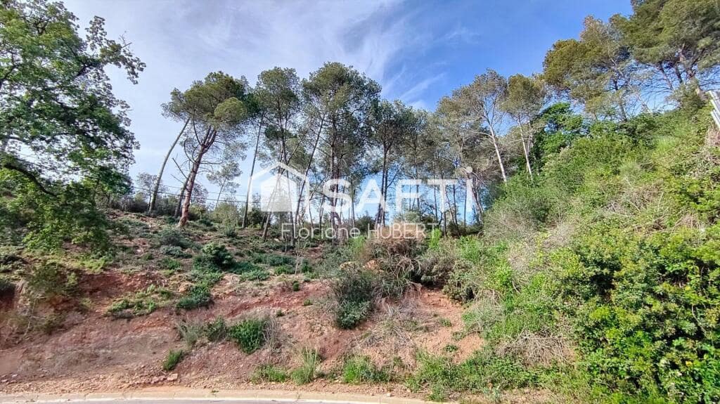 Działka budowlana na sprzedaż w Molins de Rei - 172 000 € (Ref: 9385421)