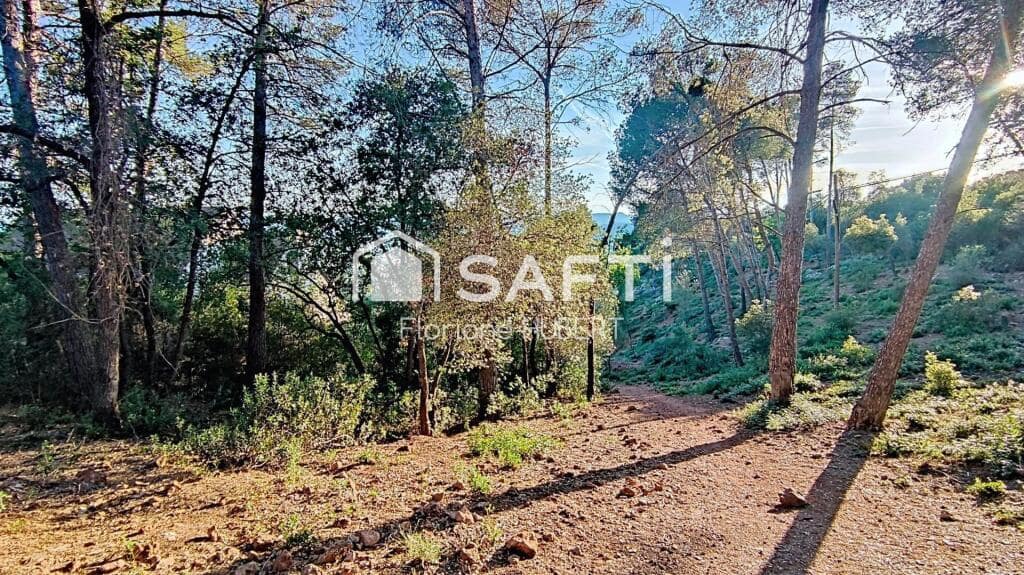 Działka budowlana na sprzedaż w Molins de Rei - 172 000 € (Ref: 9385421)