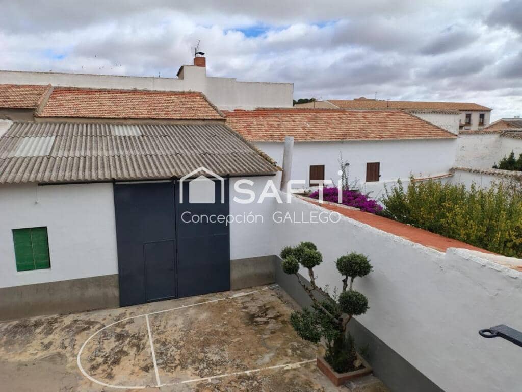 3 camera da letto Villa in vendita in Campo de Criptana con garage - 180.000 € (Rif: 9385422)