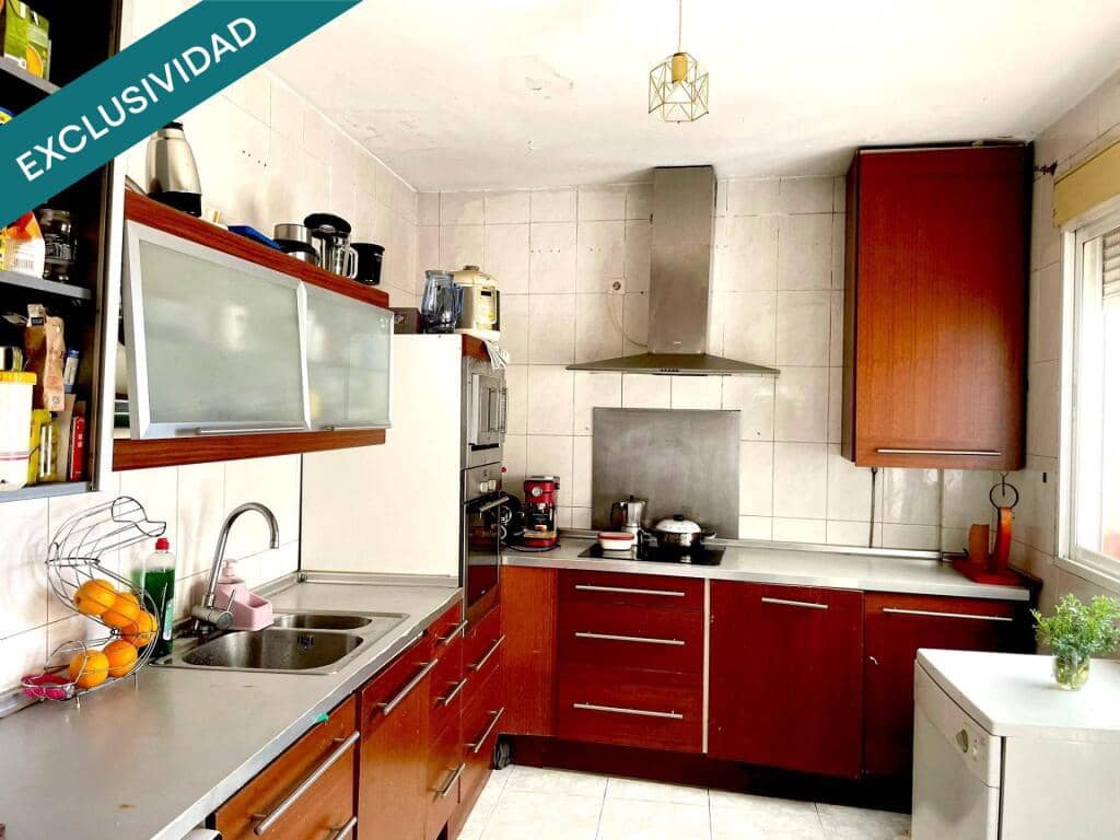 4 makuuhuone Rivitalo myytävänä paikassa Polan - 115 000 € (Ref: 9385424)