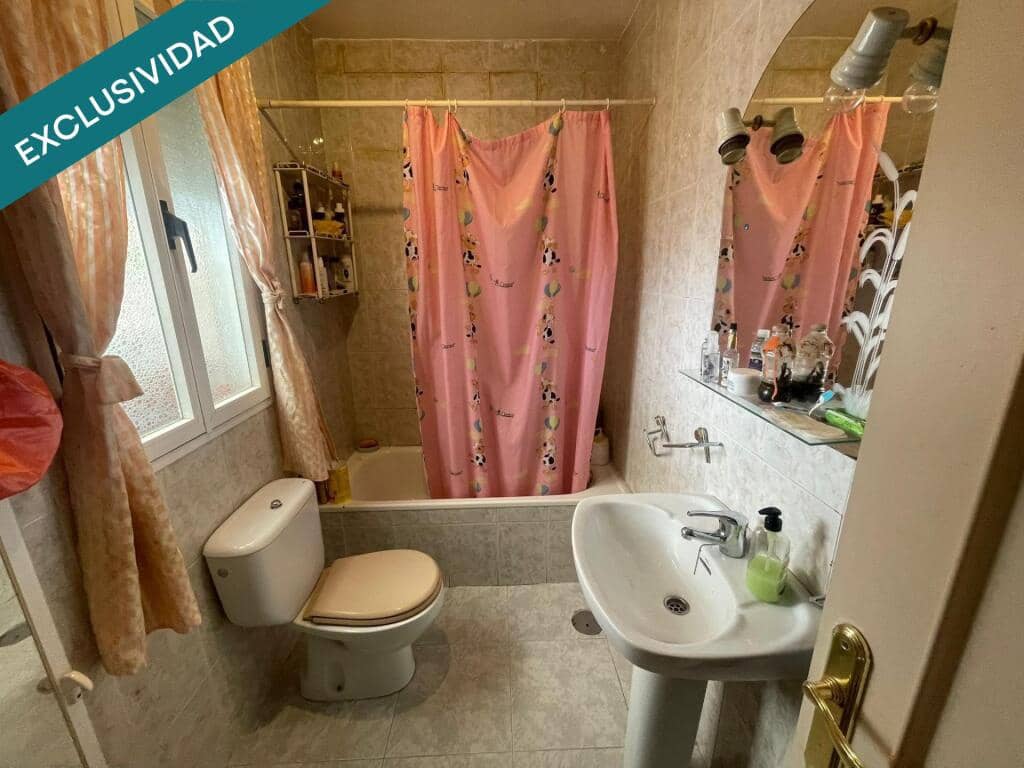 4 makuuhuone Rivitalo myytävänä paikassa Polan - 115 000 € (Ref: 9385424)