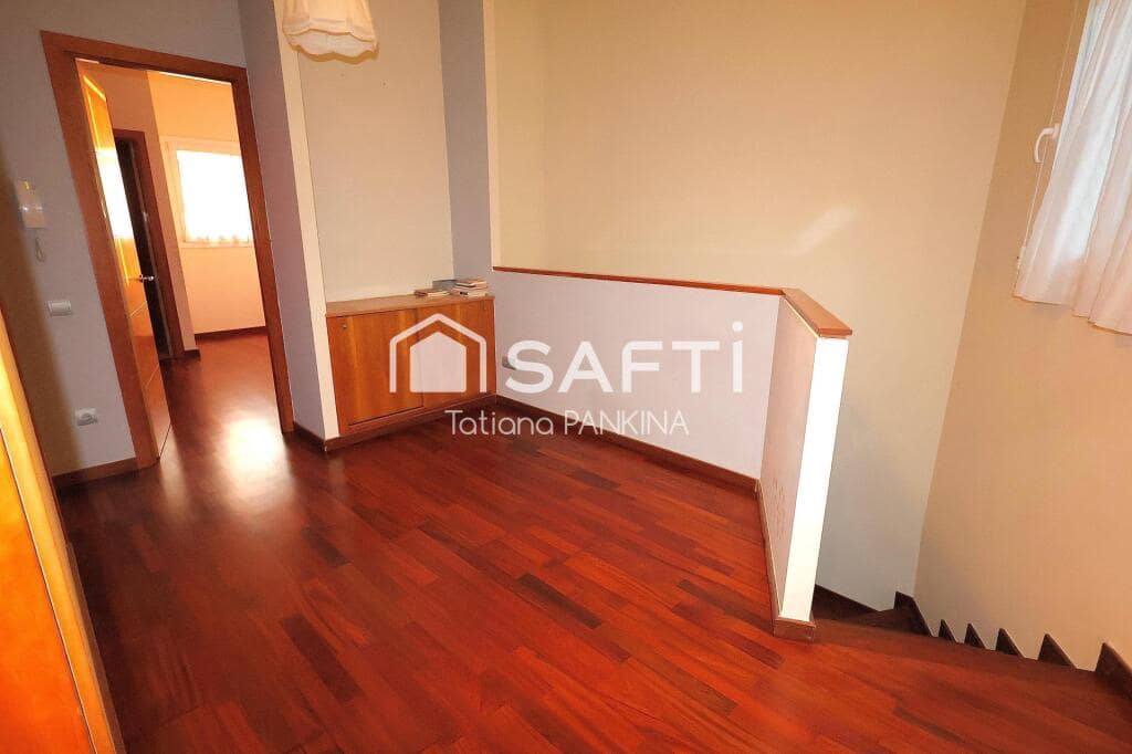 4 bedroom Terraced Villa for sale in Canoves i Samalus with pool garage - € 495,000 (Ref: 9385425)