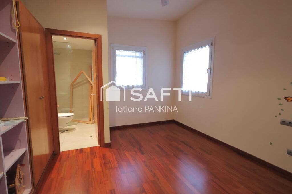 4 bedroom Terraced Villa for sale in Canoves i Samalus with pool garage - € 495,000 (Ref: 9385425)