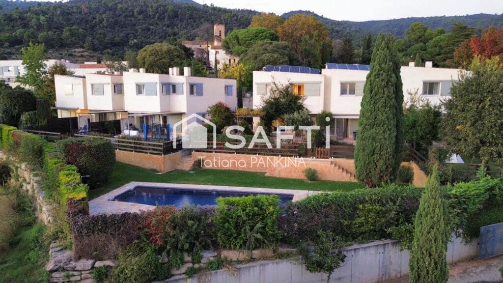 4 bedroom Terraced Villa for sale in Canoves i Samalus with pool garage - € 495,000 (Ref: 9385425)