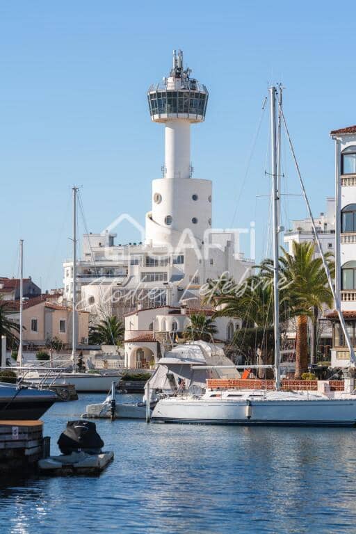 1 bedroom Apartment for sale in Empuriabrava - € 84,000 (Ref: 9387791)