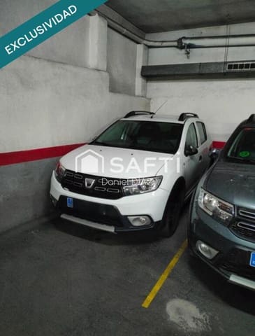 Garage till salu i Santa Coloma de Gramenet - 13 500 € (Ref: 9387792)