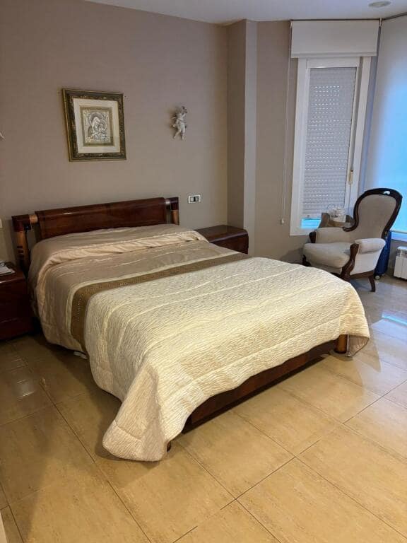 4 soveværelse Villa til salg i Arteixo med swimmingpool garage - € 1.400.000 (Ref: 9387800)