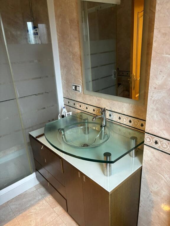 4 soveværelse Villa til salg i Arteixo med swimmingpool garage - € 1.400.000 (Ref: 9387800)