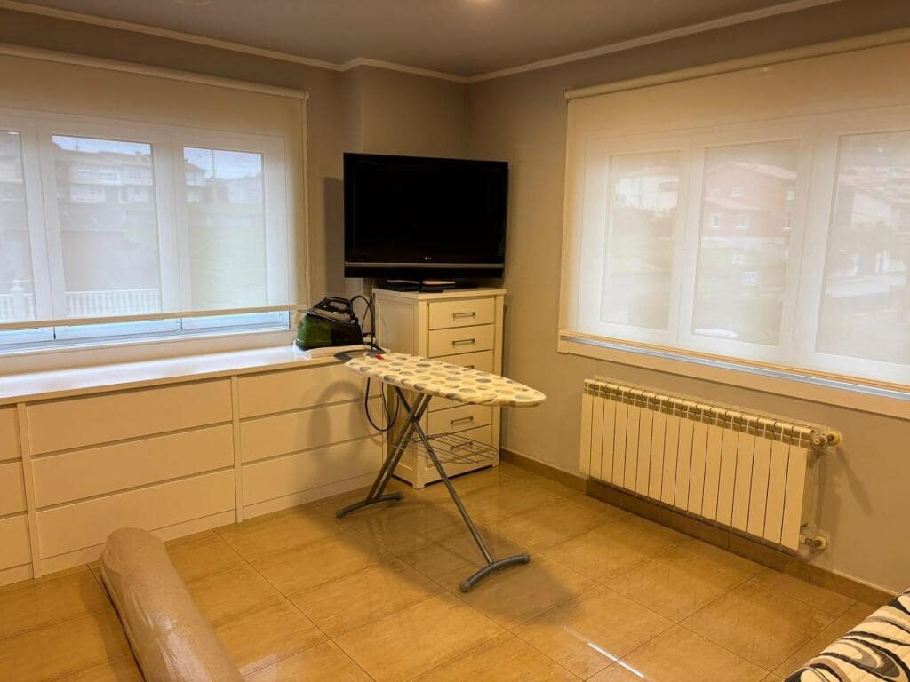 4 soveværelse Villa til salg i Arteixo med swimmingpool garage - € 1.400.000 (Ref: 9387800)