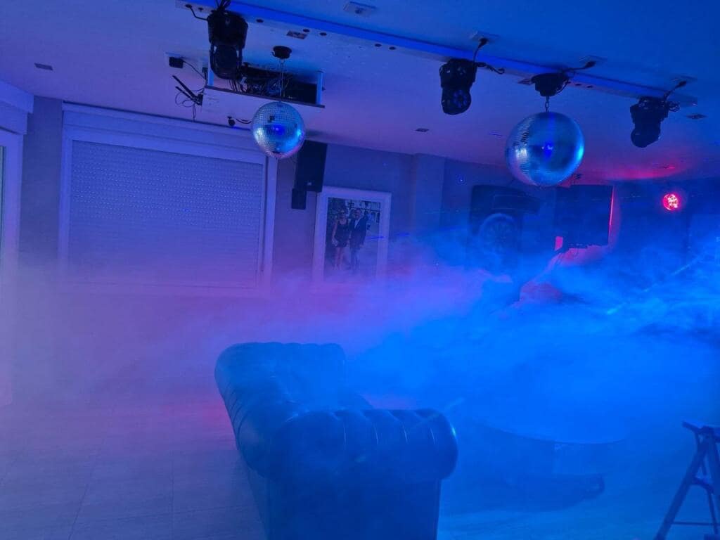 4 soveværelse Villa til salg i Arteixo med swimmingpool garage - € 1.400.000 (Ref: 9387800)