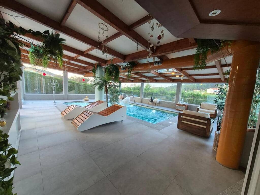 4 soveværelse Villa til salg i Arteixo med swimmingpool garage - € 1.400.000 (Ref: 9387800)