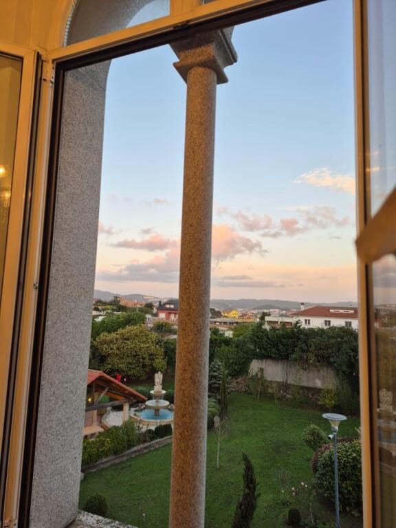 4 soveværelse Villa til salg i Arteixo med swimmingpool garage - € 1.400.000 (Ref: 9387800)