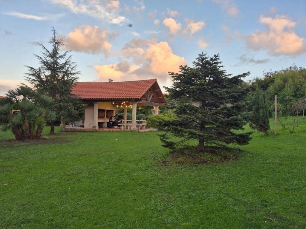 4 soveværelse Villa til salg i Arteixo med swimmingpool garage - € 1.400.000 (Ref: 9387800)