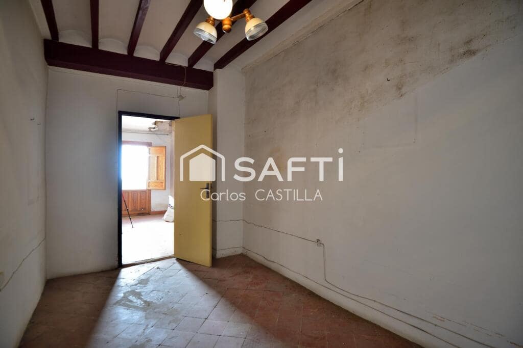 5 bedroom Apartment for sale in Muchamiel / Mutxamel - € 110,000 (Ref: 9390492)
