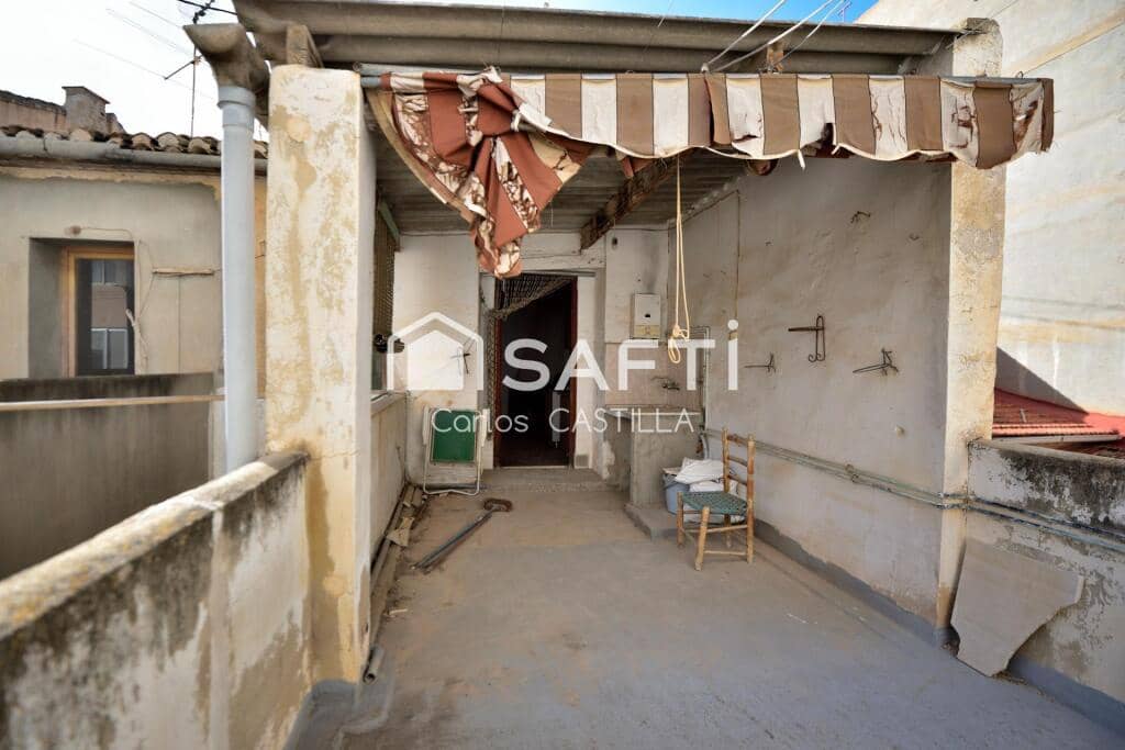 5 bedroom Apartment for sale in Muchamiel / Mutxamel - € 110,000 (Ref: 9390492)