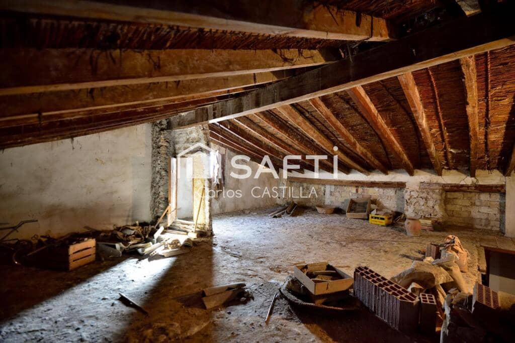 5 bedroom Apartment for sale in Muchamiel / Mutxamel - € 110,000 (Ref: 9390492)