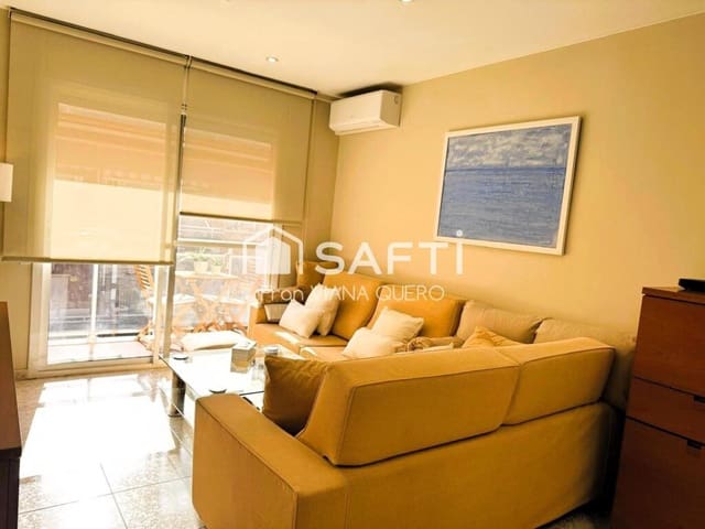 3 bedroom Flat for sale in Pineda de Mar - € 319,000 (Ref: 9390494)