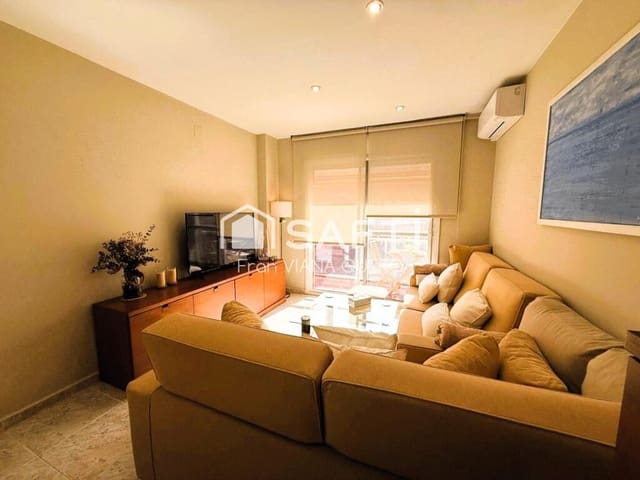 3 bedroom Flat for sale in Pineda de Mar - € 319,000 (Ref: 9390494)