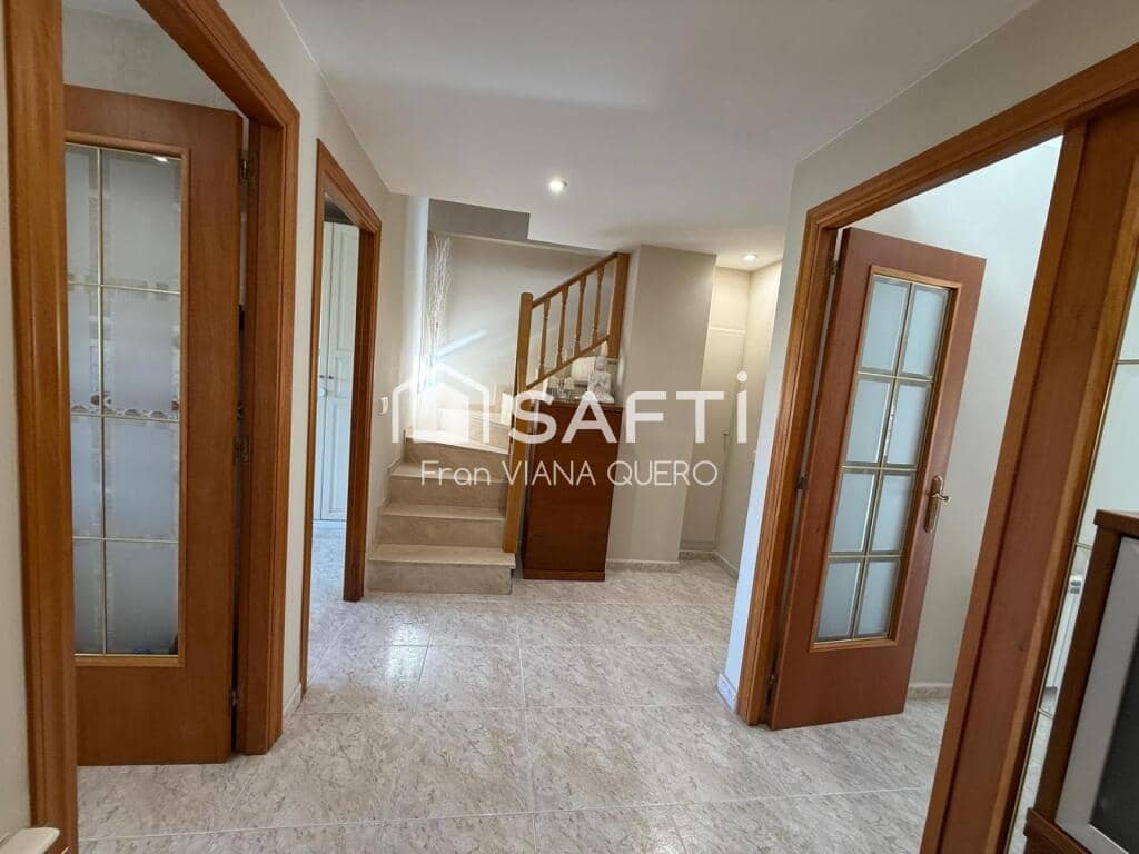 3 bedroom Flat for sale in Pineda de Mar - € 319,000 (Ref: 9390494)