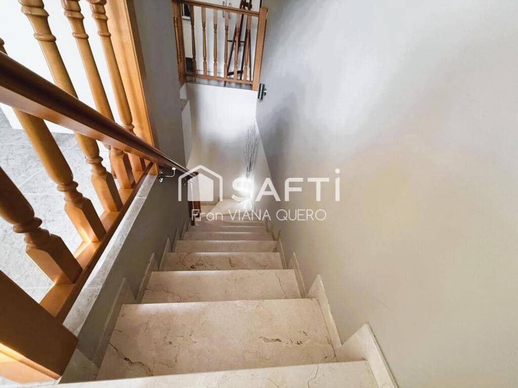 3 bedroom Flat for sale in Pineda de Mar - € 319,000 (Ref: 9390494)