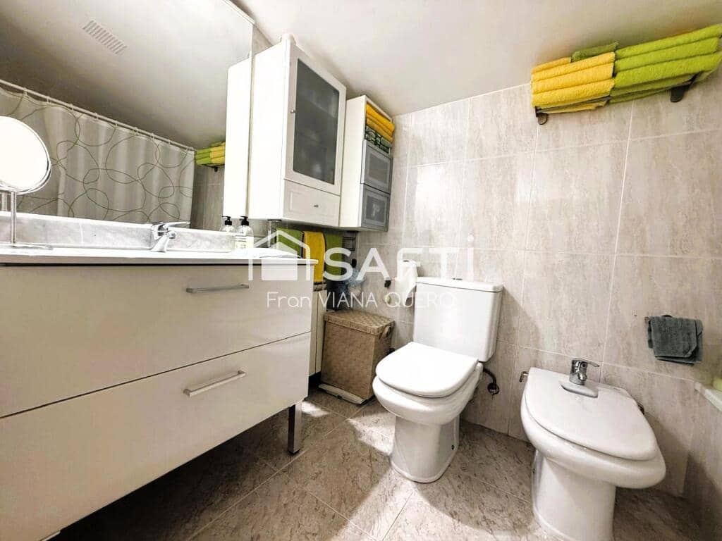 3 bedroom Flat for sale in Pineda de Mar - € 319,000 (Ref: 9390494)