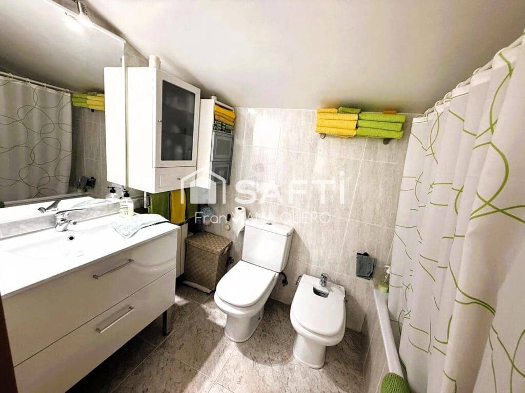 3 bedroom Flat for sale in Pineda de Mar - € 319,000 (Ref: 9390494)