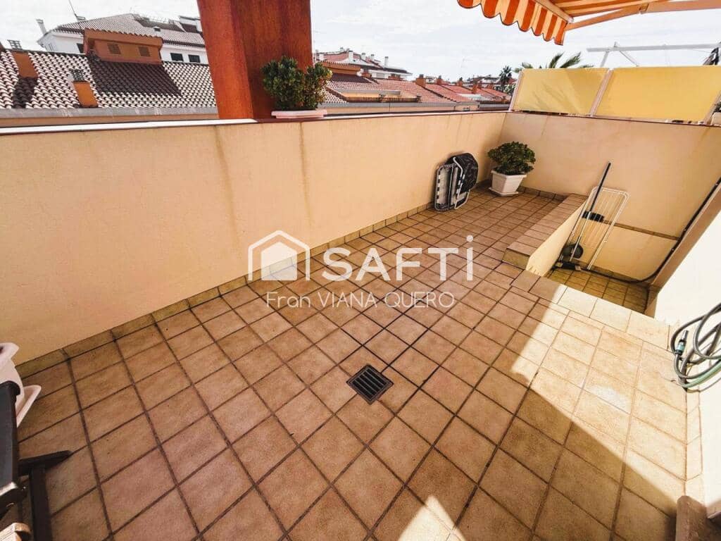 3 bedroom Flat for sale in Pineda de Mar - € 319,000 (Ref: 9390494)