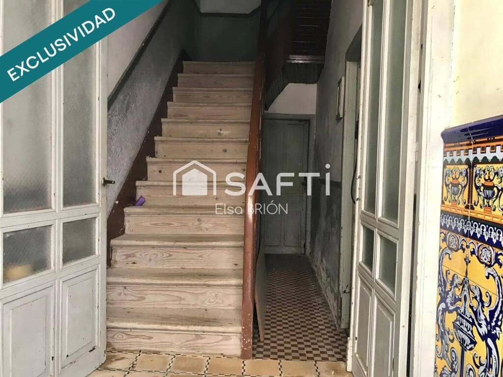 5 soverom Rekkehus til salgs i Noia - € 176 400 (Ref: 9390496)