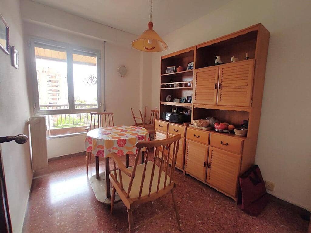 4 soverom Leilighet til salgs i Huesca by - € 200 000 (Ref: 9390497)