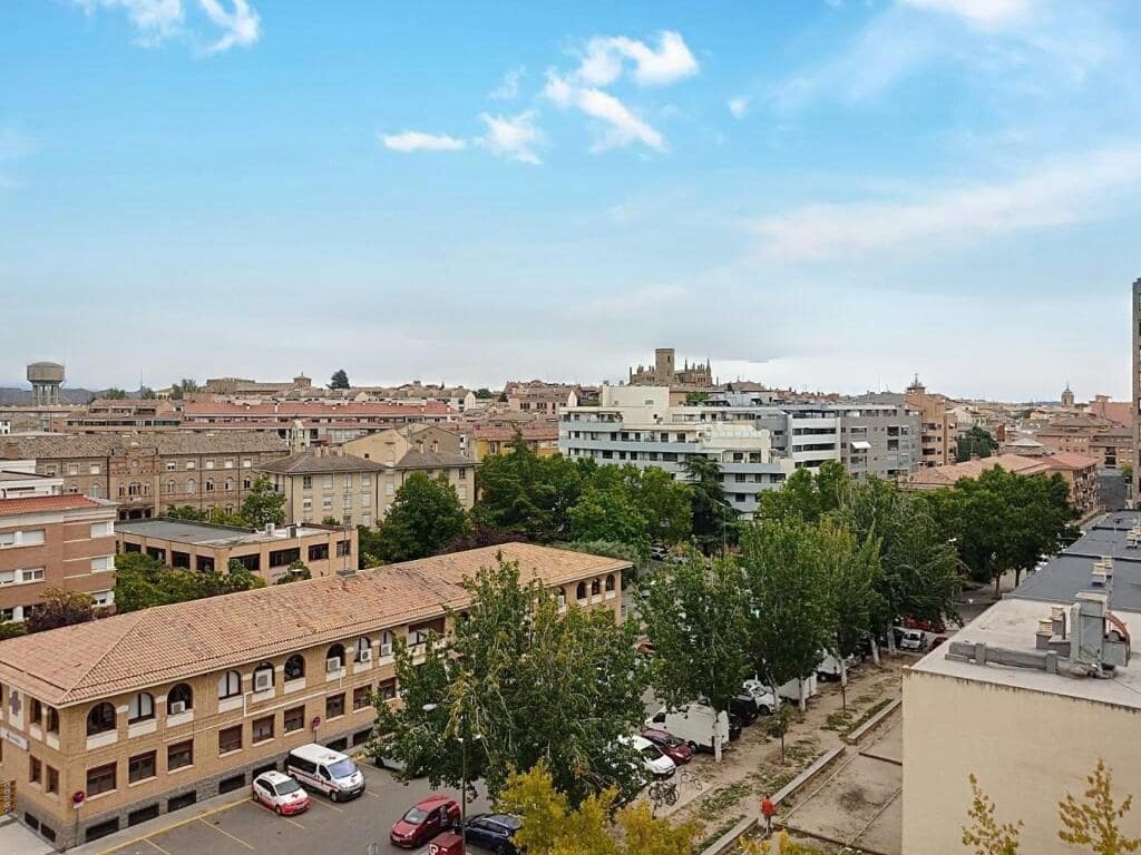 4 soverom Leilighet til salgs i Huesca by - € 200 000 (Ref: 9390497)
