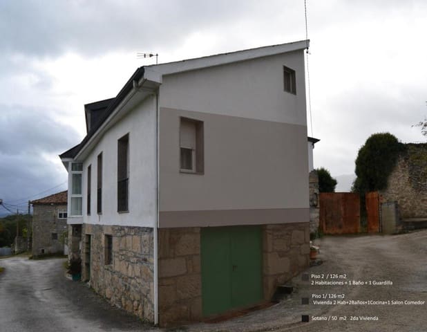 5 bedroom Terraced Villa for sale in A Pobra de Trives with garage - € 169,000 (Ref: 9390502)