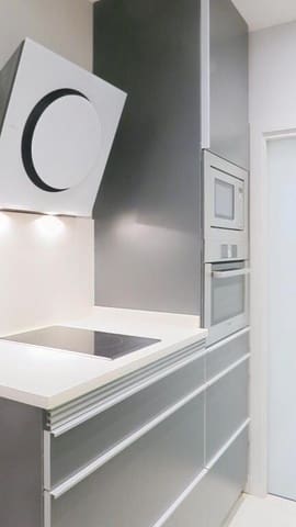 Komercyjne do wynajęcia w Donostia-San Sebastián - 900 € (Ref: 9390503)